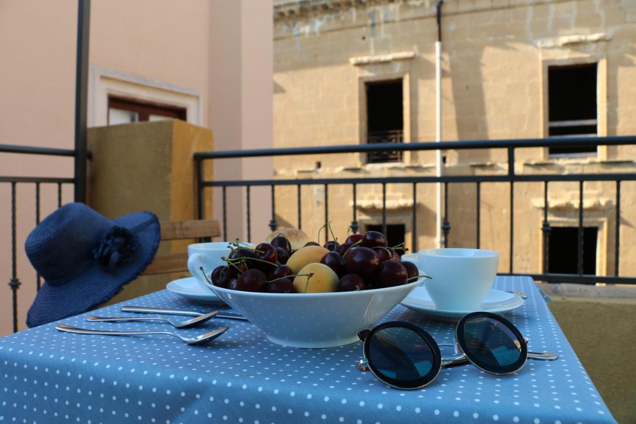 La Terrazza Di Carolina Bed & Breakfast Agrigento Exterior photo